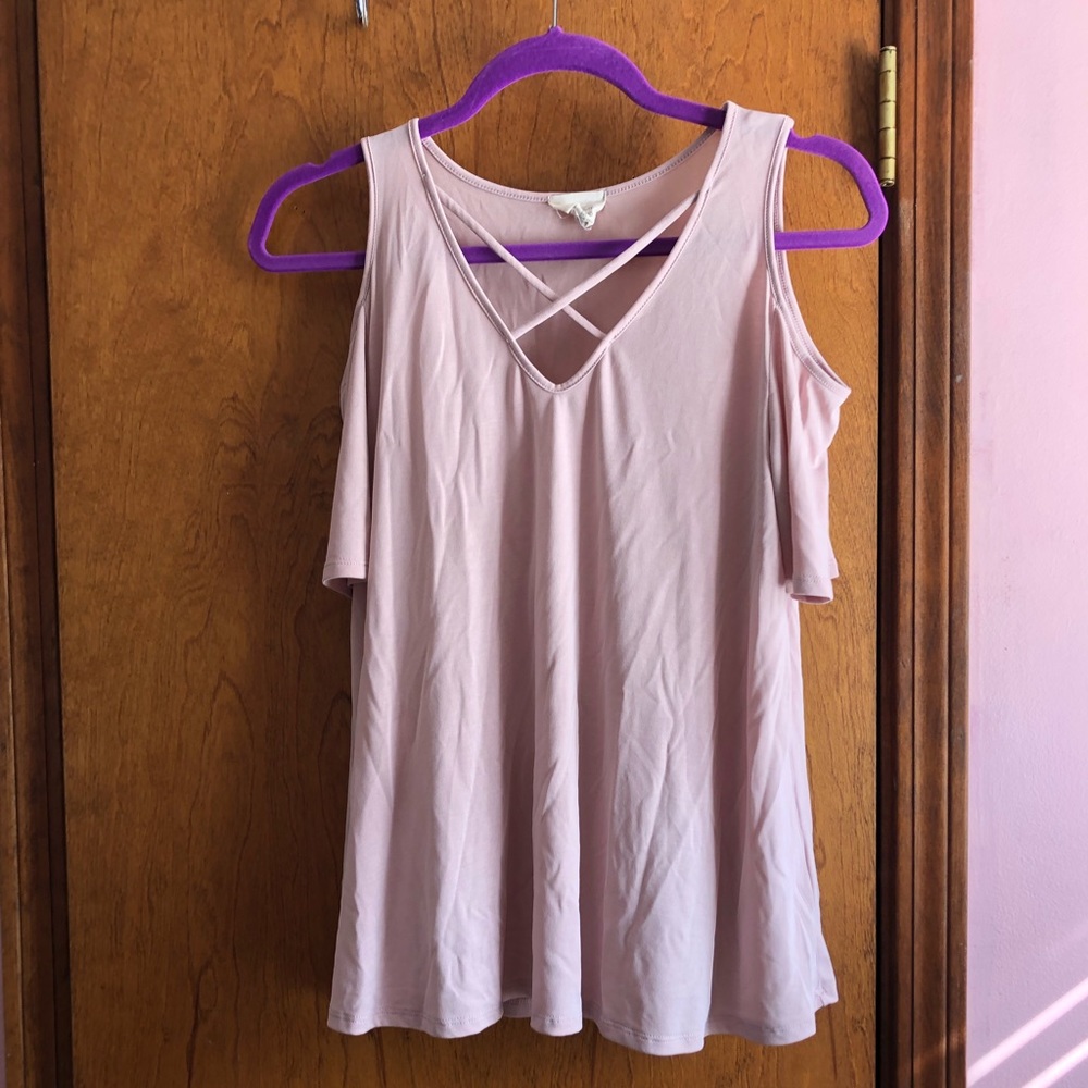 Open shoulder shirt